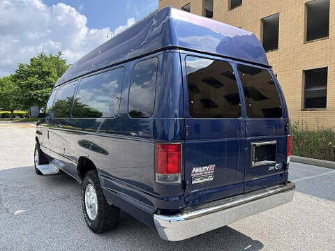 2009 Ford E-Series E-350 SD