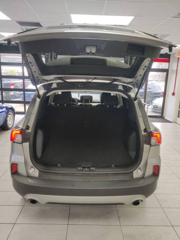 2021 Ford Escape SE