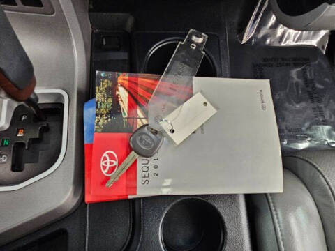 2013 Toyota Sequoia Platinum