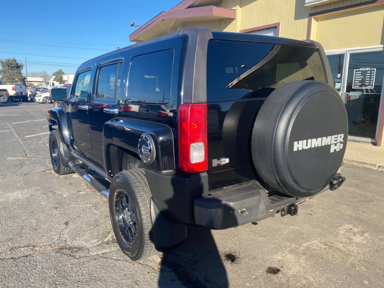 2006 HUMMER H3 for sale at Post Rd Motors in Indianapolis, IN