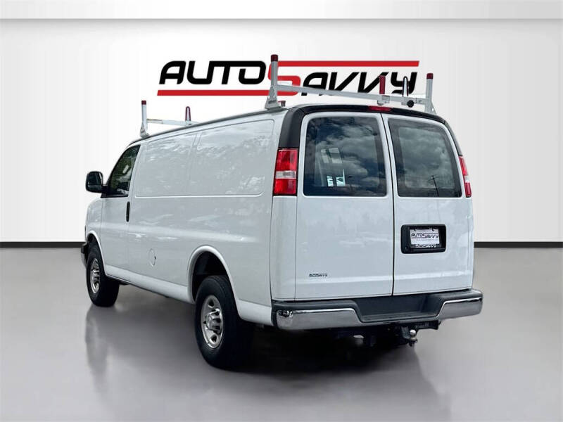 2022 Chevrolet Express 2500