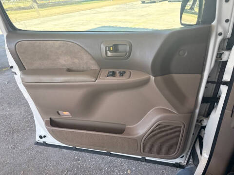 2002 Toyota Sienna LE