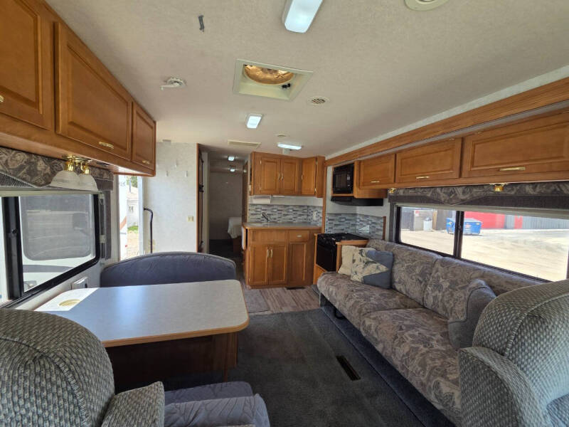 2006 Winnebago Itaska Sunova