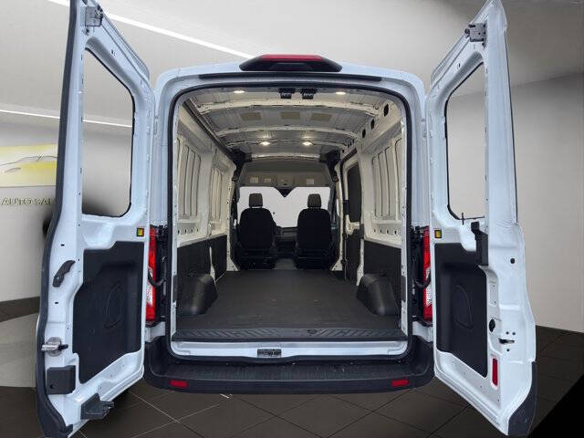 2025 Ford Transit 250