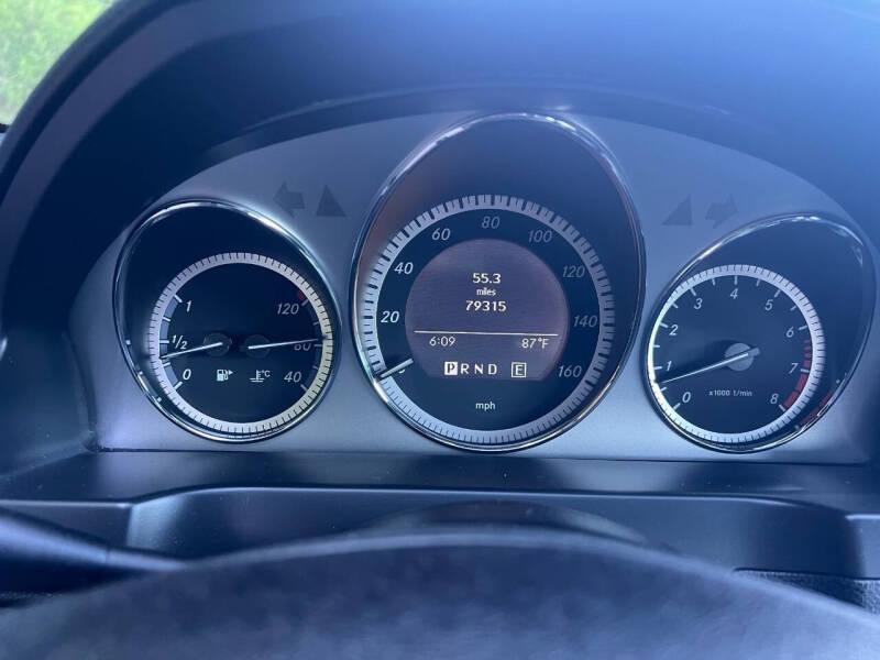 2011 Mercedes-Benz C-Class C 300 Sport