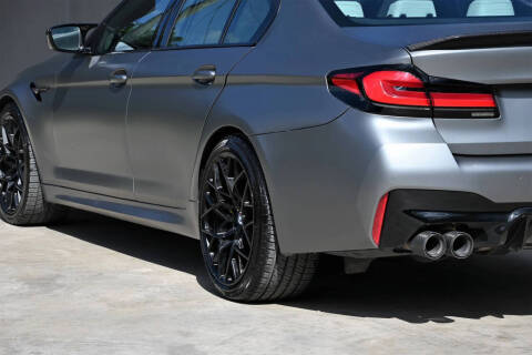 2023 BMW M5