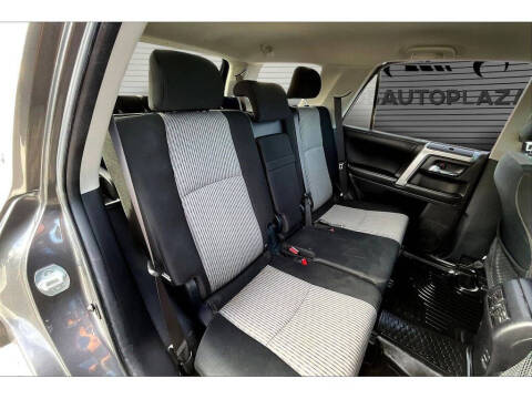 2016 Toyota 4Runner SR5