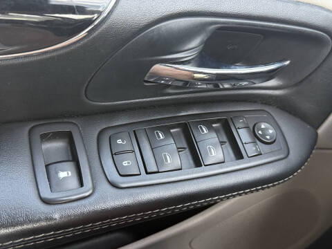 2015 Dodge Grand Caravan SXT Plus