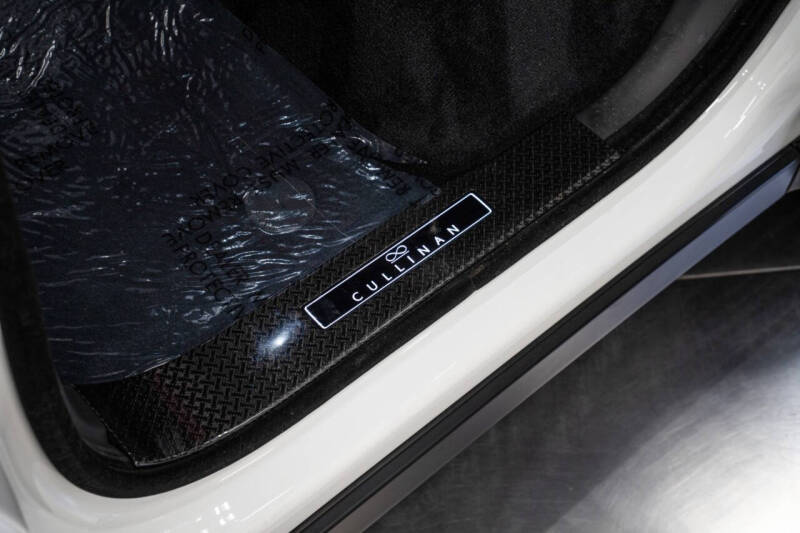 2023 Rolls-Royce Black Badge Cullinan