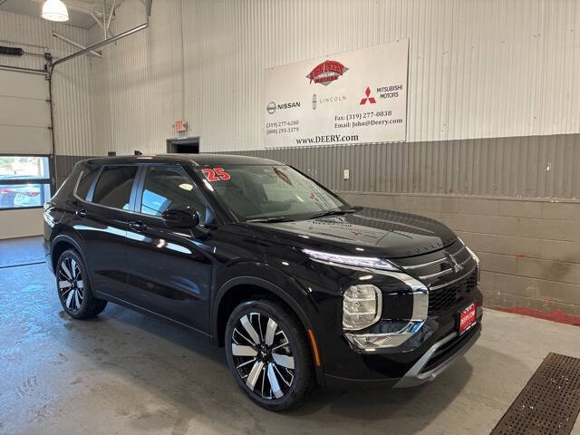 2025 Mitsubishi Outlander SE