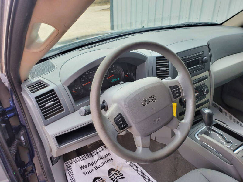 2005 Jeep Grand Cherokee Laredo