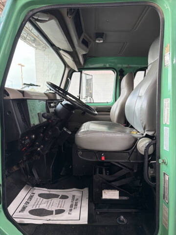2002 International 4900
