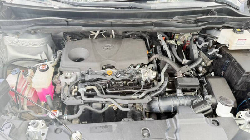 2022 Toyota Sienna LE 8-Passenger