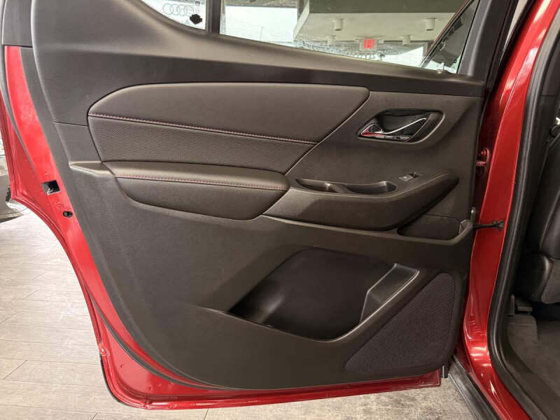 2022 Chevrolet Traverse RS