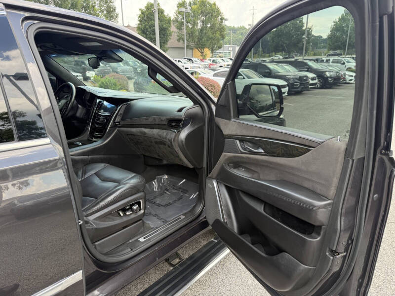2016 Cadillac Escalade Platinum