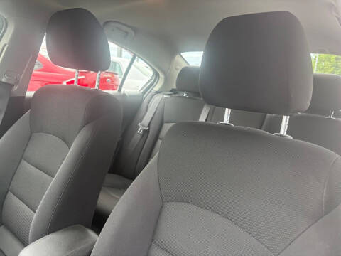 2015 Chevrolet Cruze 1LT Auto