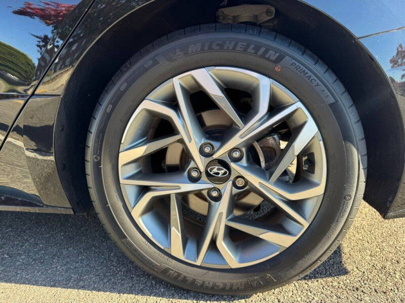 2022 Hyundai Sonata SEL