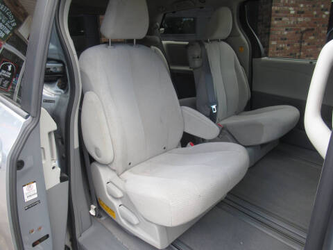 2011 Toyota Sienna