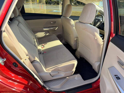 2013 Toyota Prius v Three