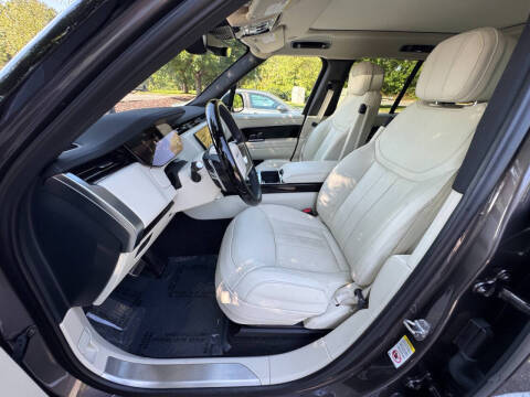 2023 Land Rover Range Rover P400 SE