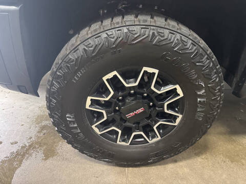 2025 GMC Sierra 2500HD AT4X