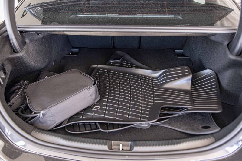 2024 Mercedes-Benz C-Class AMG C 63 S E Performance