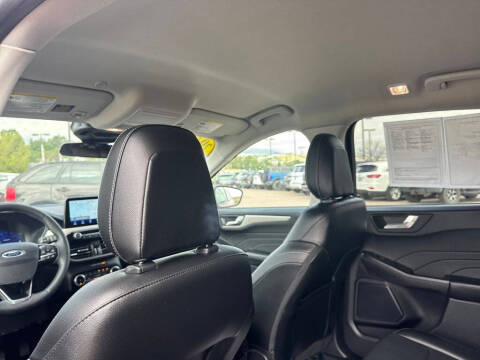 2022 Ford Escape SEL
