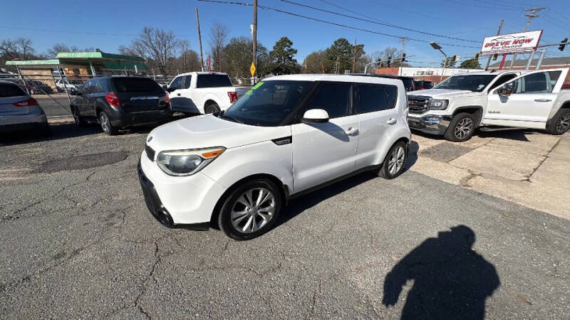 2016 Kia Soul +