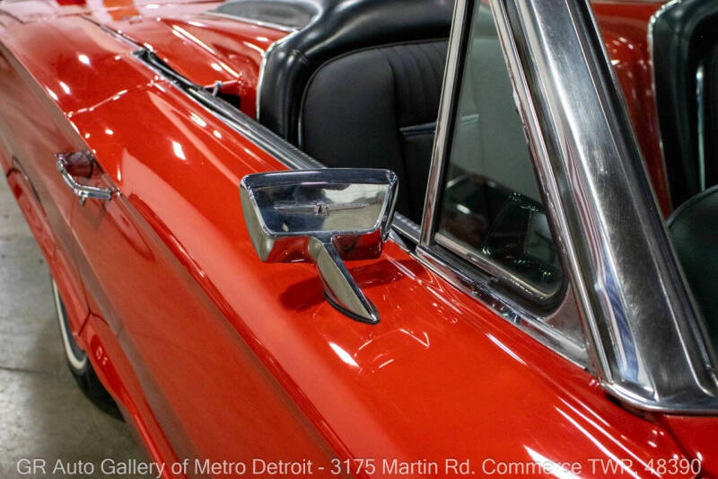 1965 Ford Thunderbird
