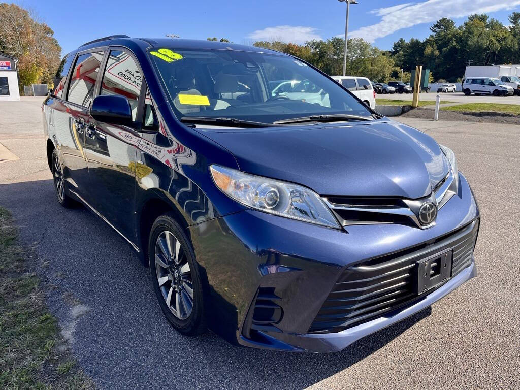 2018 Toyota Sienna for sale at Dave Delaney's Columbia in Hanover, MA