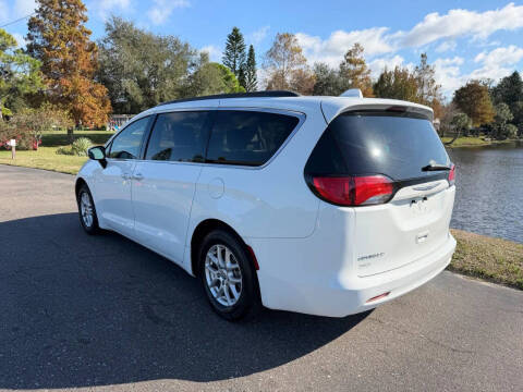 2020 Chrysler Voyager LXi