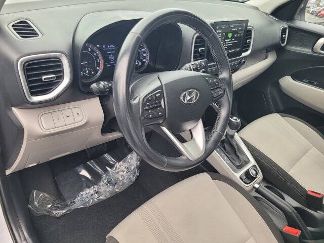 2020 Hyundai Venue SEL