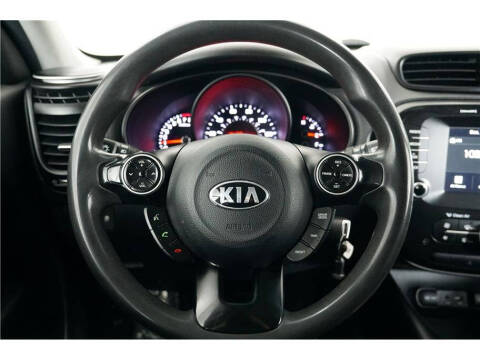 2019 Kia Soul +