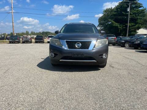 2014 Nissan Pathfinder for sale at OnPoint Auto Sales LLC in Plaistow NH