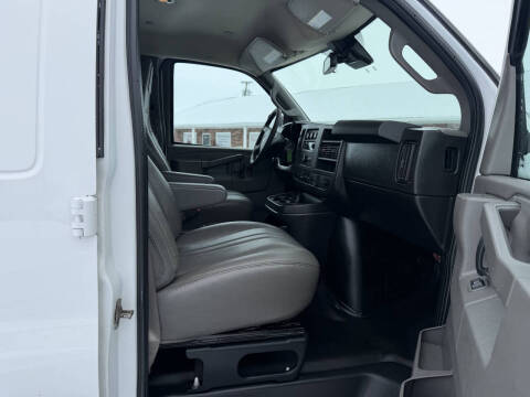 2021 Chevrolet Express 2500
