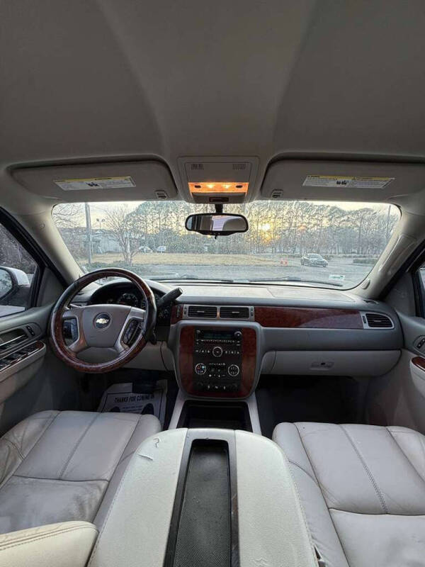 2013 Chevrolet Suburban LT