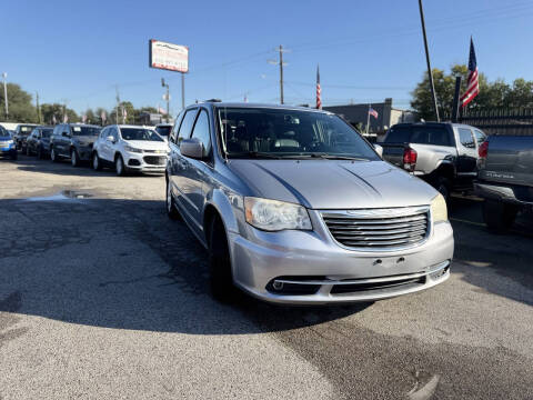 2014 Chrysler Town and Country Touring