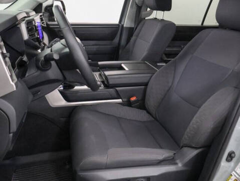 2024 Toyota Sequoia SR5