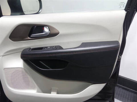 2018 Chrysler Pacifica LX