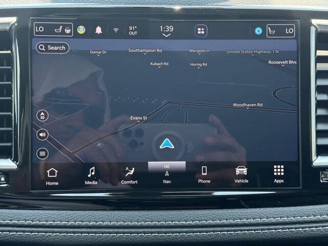 2023 Chrysler Pacifica Plug-In Hybrid Limited