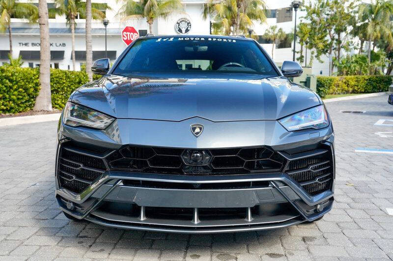 2019 Lamborghini Urus