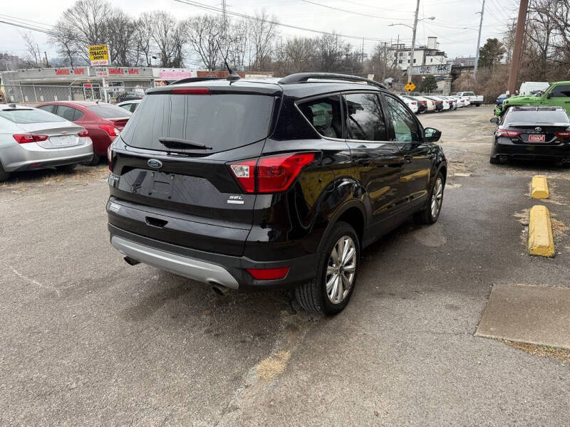 2019 Ford Escape SEL