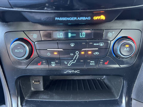2017 Ford Focus SEL