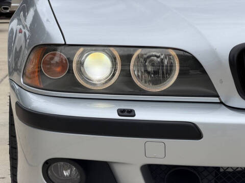 2002 BMW M5