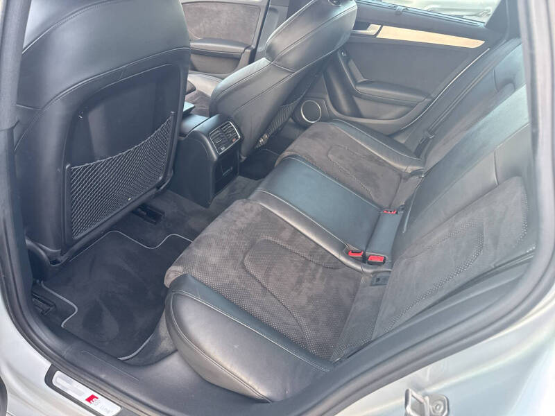 2013 Audi A4 2.0T quattro Prestige