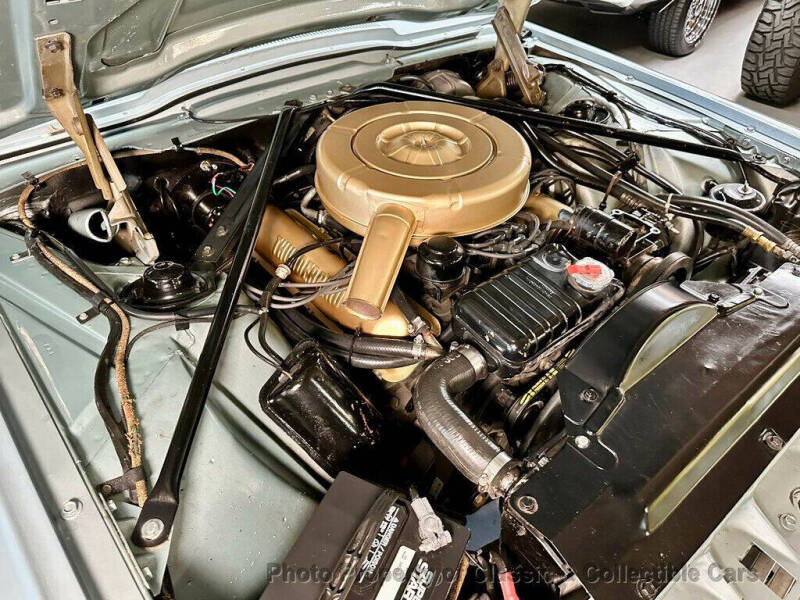 1964 Ford Thunderbird