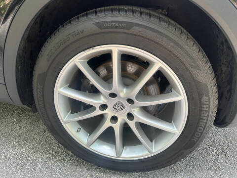 2024 Porsche Cayenne