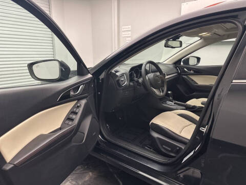 2014 Mazda MAZDA3 s Grand Touring