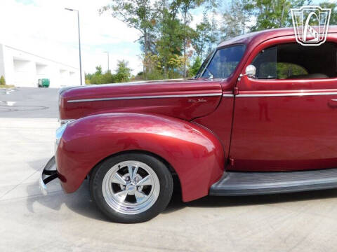 1940 Ford Deluxe