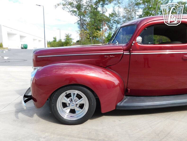 1940 Ford Deluxe